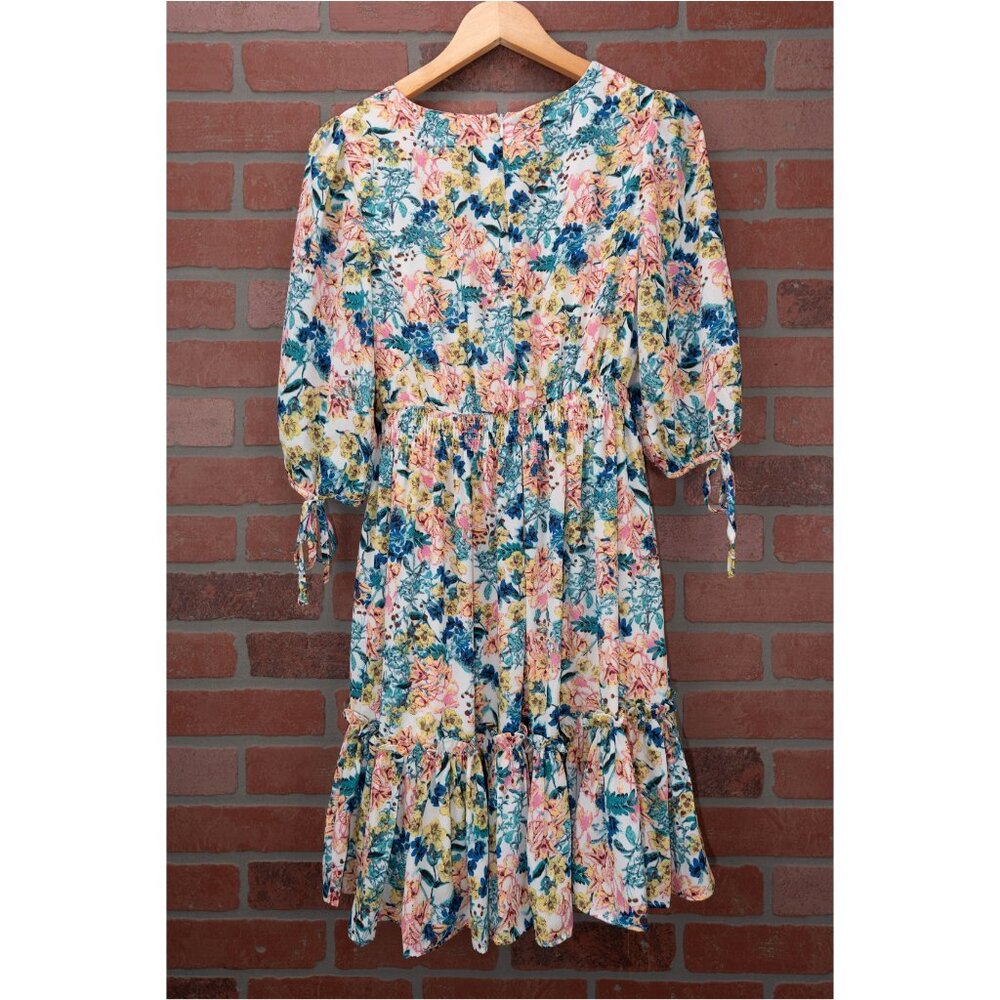NWOT - Floral V-Neck 3/4 Sleeve Dress - Small - Picture 6 of 15